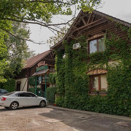 Villa Garden Hotel Soločin Exteriér fotografie