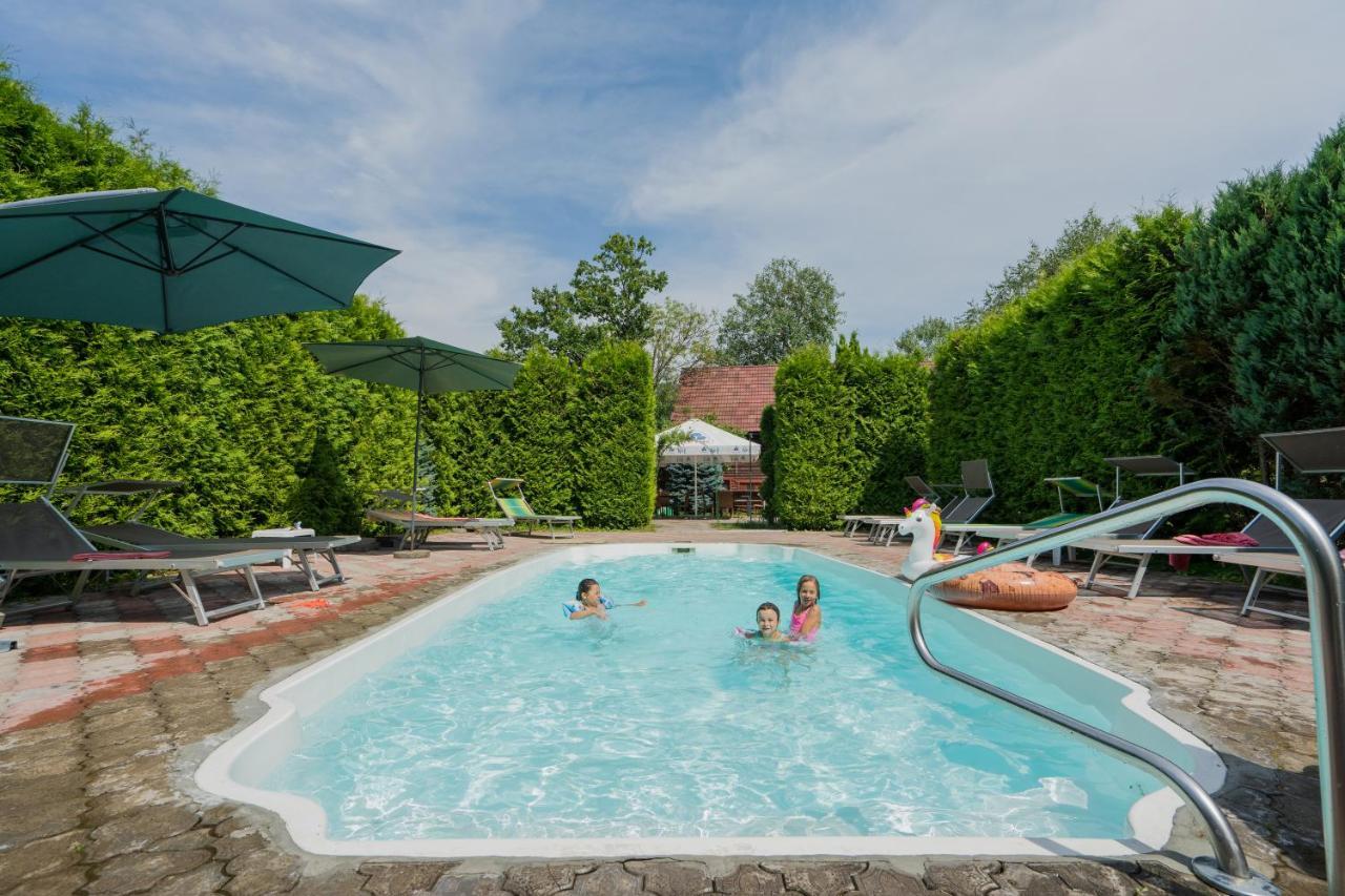 Villa Garden Hotel Soločin Exteriér fotografie