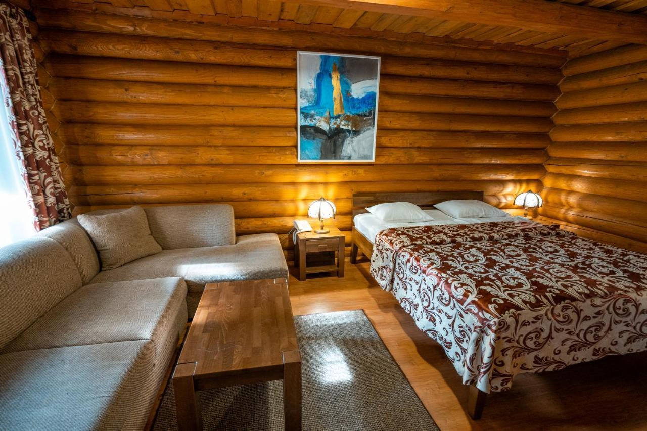 Villa Garden Hotel Soločin Exteriér fotografie
