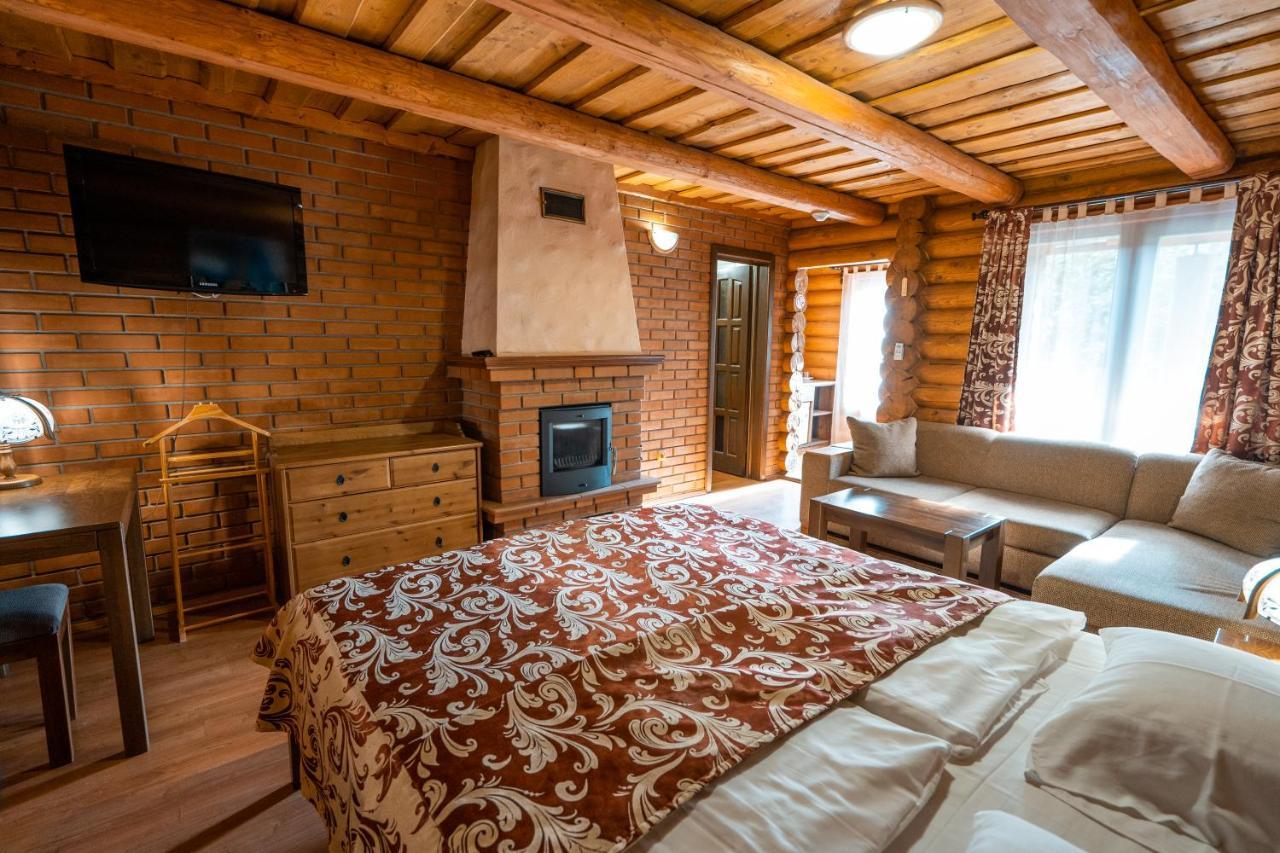 Villa Garden Hotel Soločin Exteriér fotografie